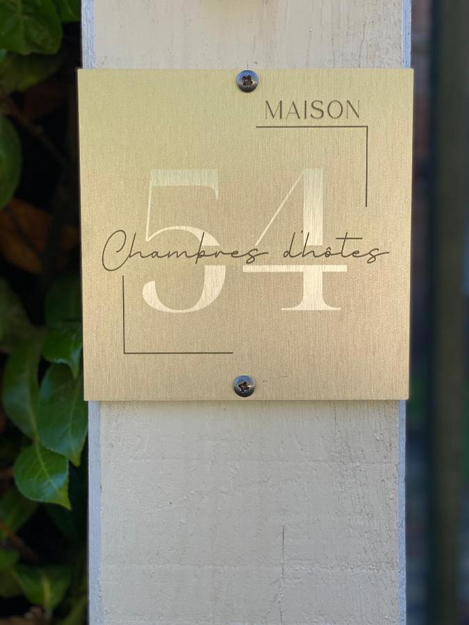 Maison 54 伯奈 外观 照片